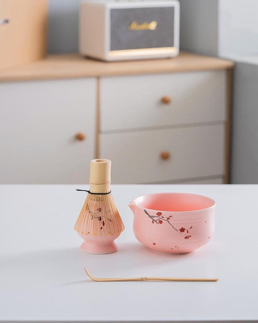 HandC-painted Plum Blossom Matcha Set 450ml
